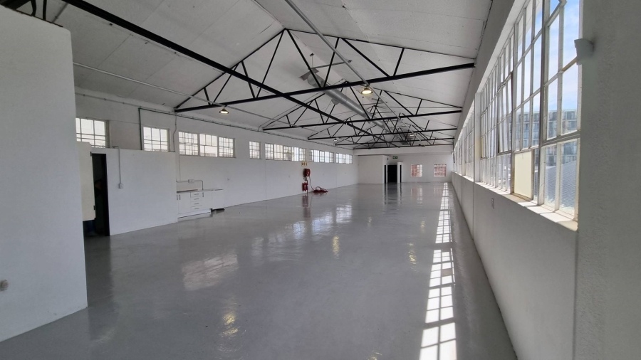 1 Bedroom Property for Sale in Woodstock Western Cape